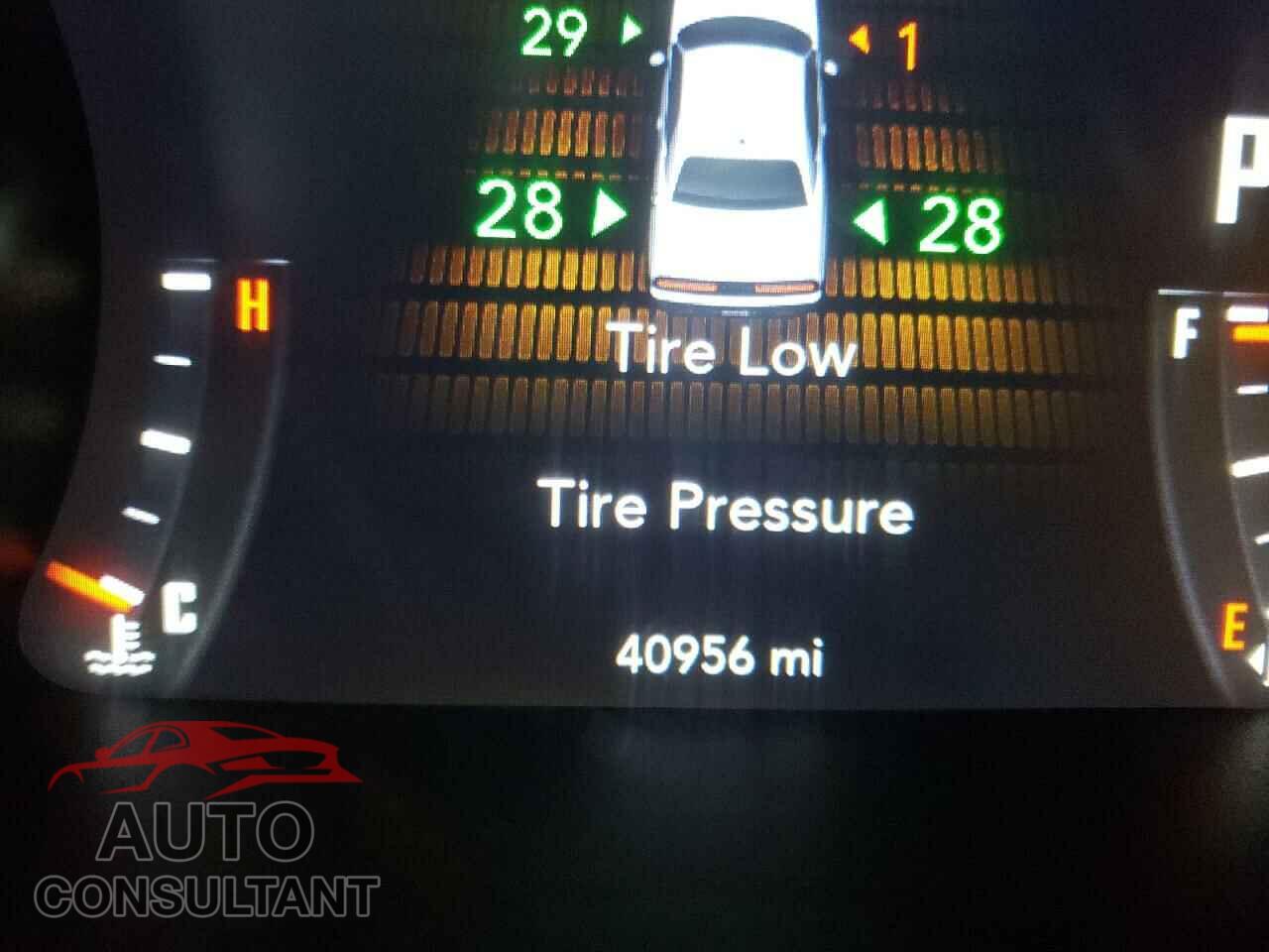 DODGE CHALLENGER 2018 - 2C3CDZAG8JH245776