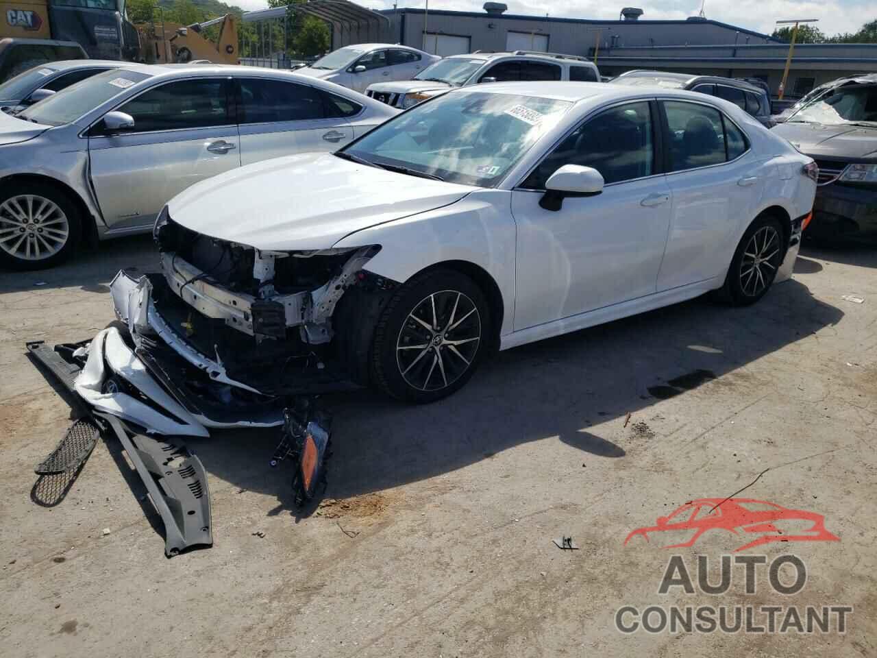 TOYOTA CAMRY 2021 - 4T1G11AK8MU531247