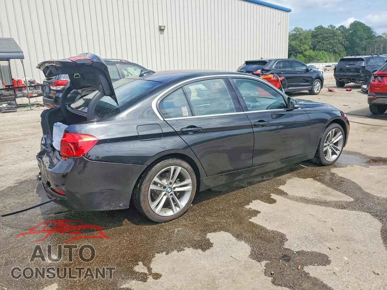 BMW 3 SERIES 2018 - WBA8D9G58JNU72705