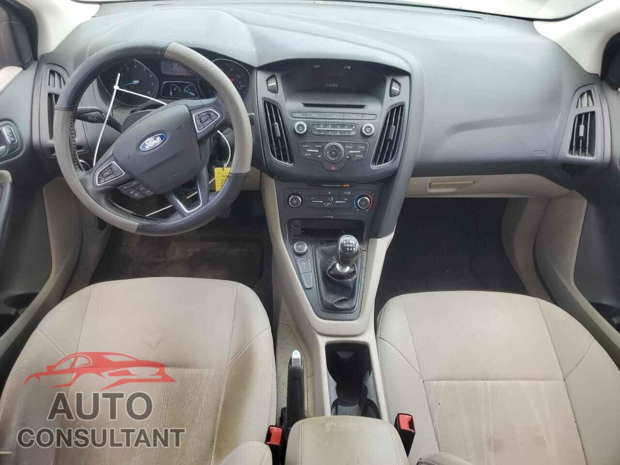 FORD FOCUS 2015 - 1FADP3FE6FL332961
