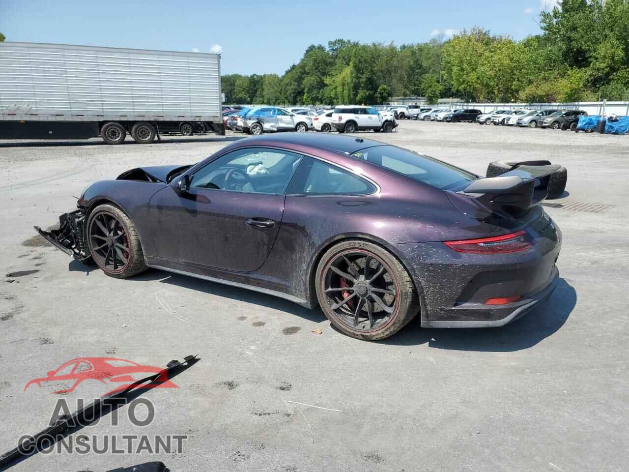 PORSCHE 911 2018 - WP0AC2A90JS175147