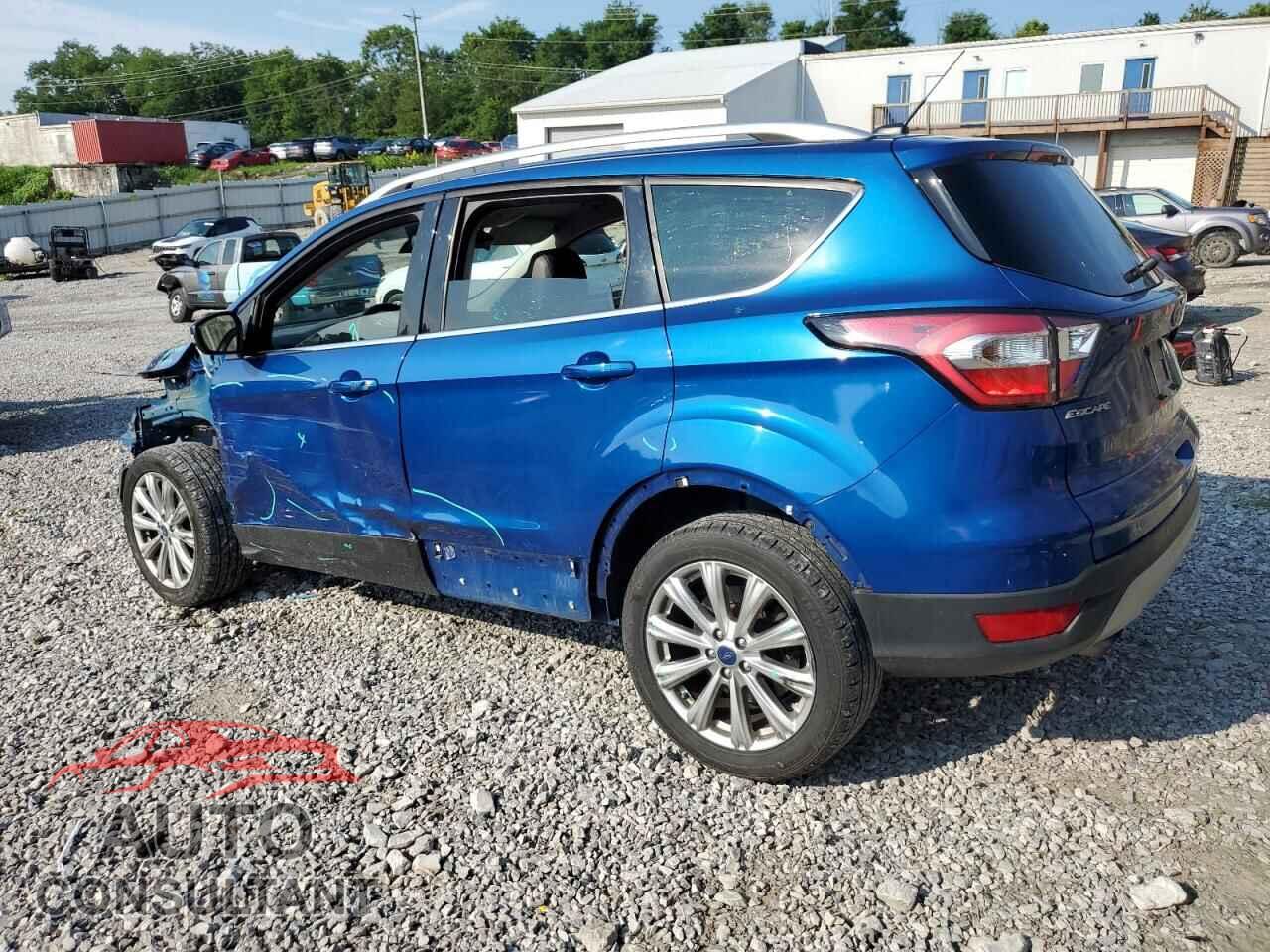 FORD ESCAPE 2017 - 1FMCU0JD8HUE52751