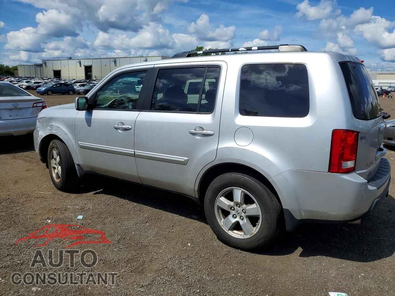 HONDA PILOT 2009 - 5FNYF48659B025671