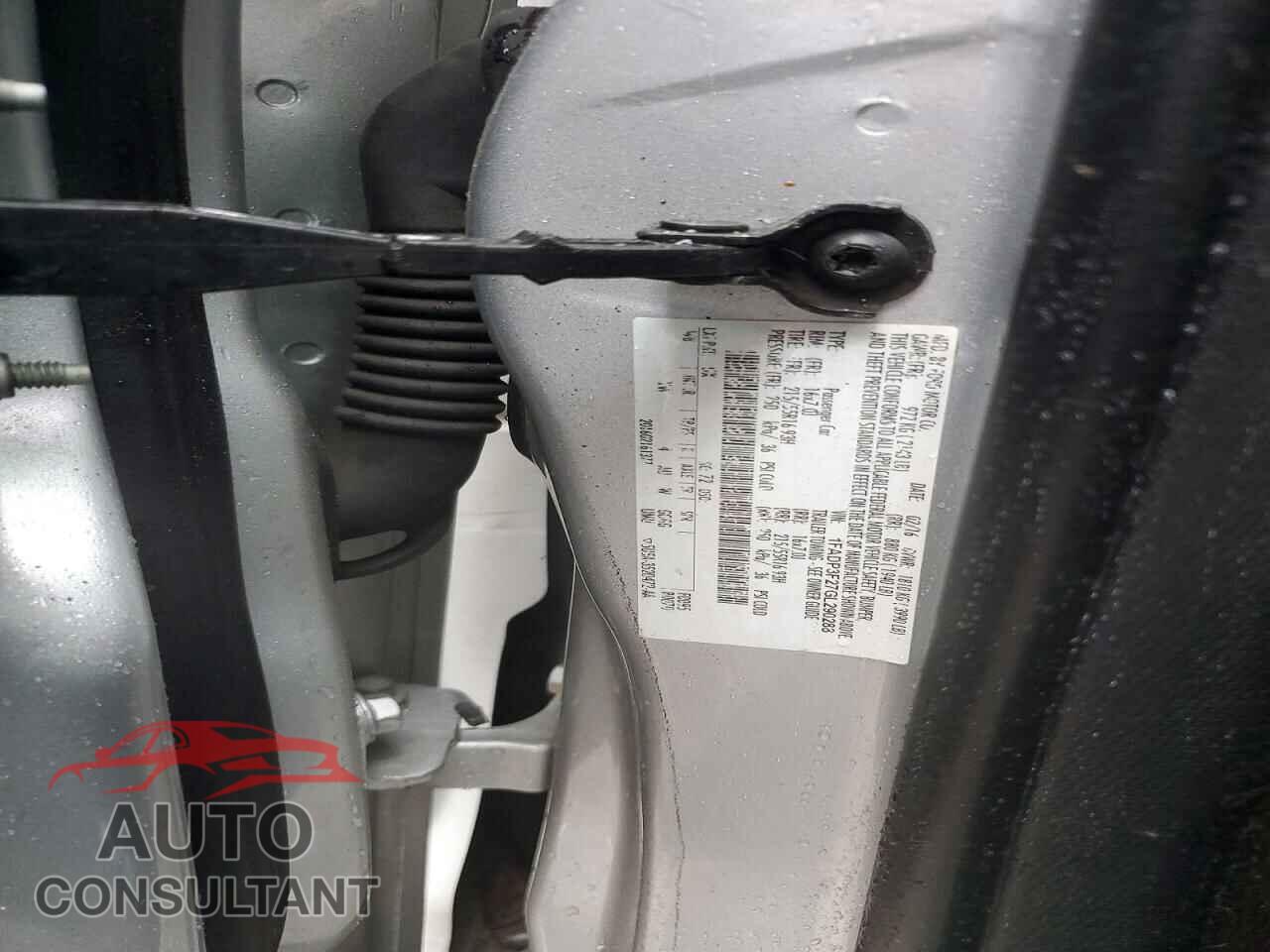 FORD FOCUS 2016 - 1FADP3F27GL290288