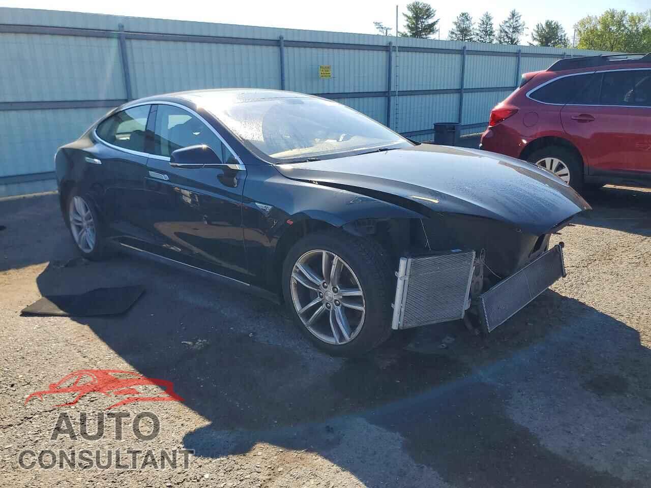 TESLA MODEL S 2014 - 5YJSA1H19EFP52314
