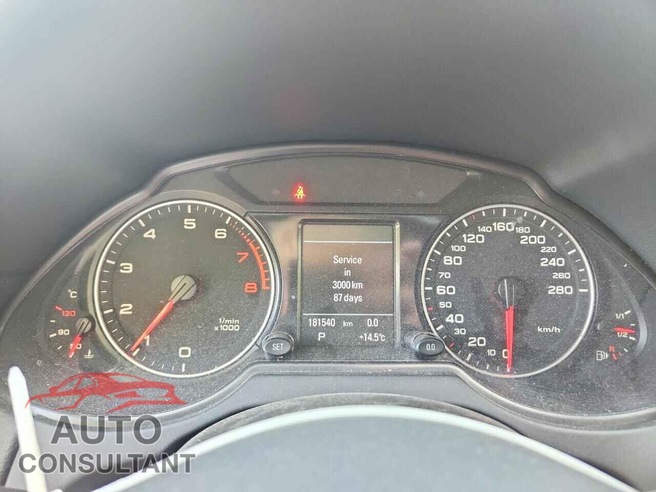 AUDI Q5 2012 - WA1VFCFP8CA103783