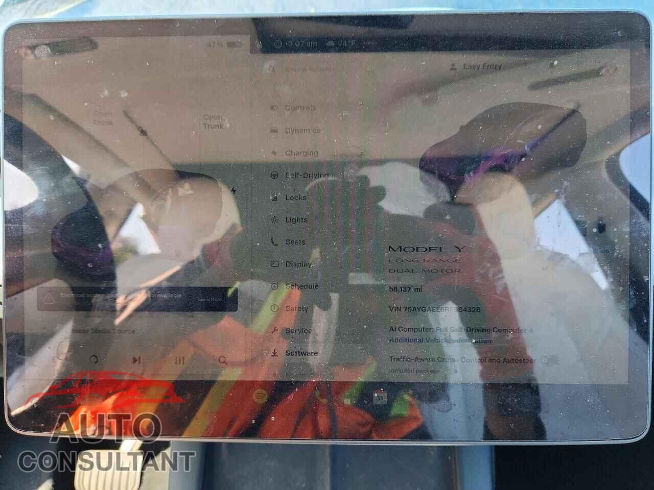 TESLA MODEL Y 2024 - 7SAYGAEE6RF984328