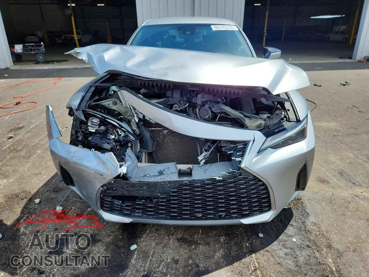 LEXUS IS 2021 - JTHAA1D29M5112502