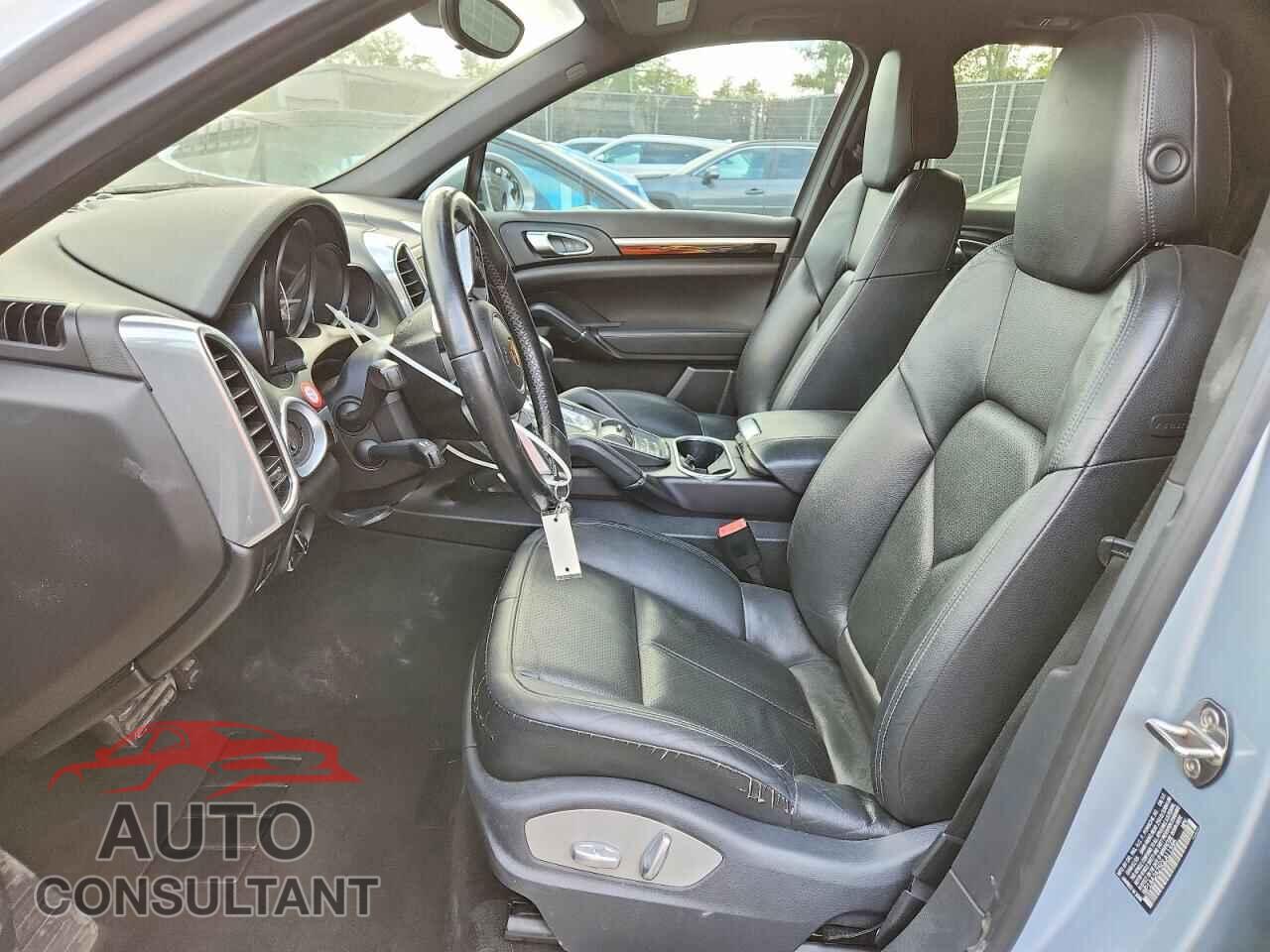 PORSCHE CAYENNE 2016 - WP1AA2A25GLA11595