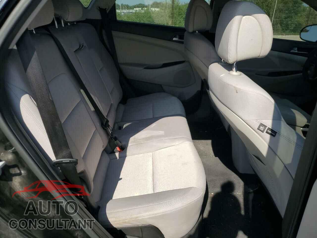 HYUNDAI TUCSON 2017 - KM8J3CA46HU309941