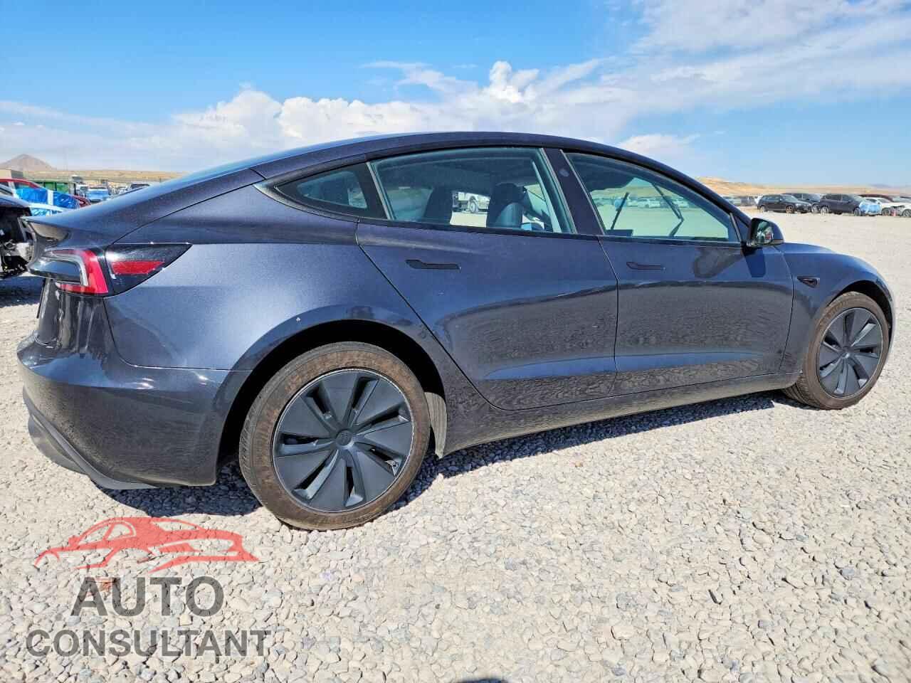 TESLA MODEL 3 2026 - 5YJ3E1EA7TF184431
