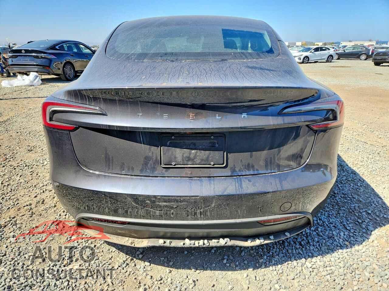 TESLA MODEL 3 2024 - 5YJ3E1EA2RF746941