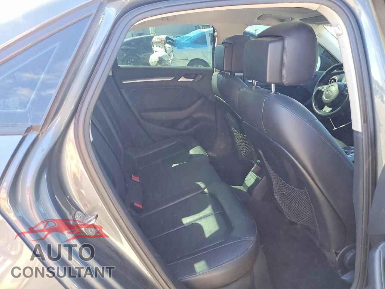 AUDI A3 2015 - WAUBFGFF1F1010046