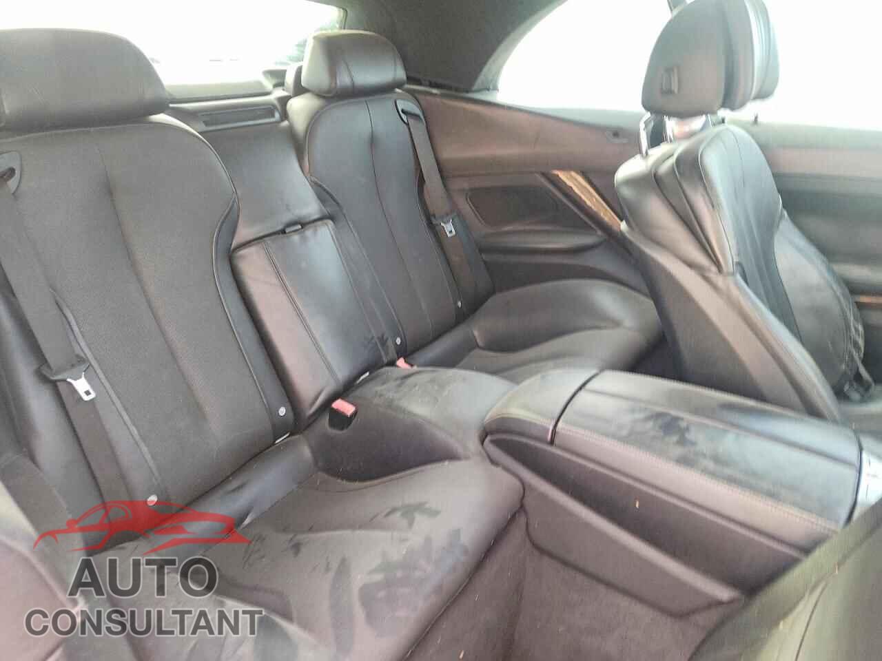 BMW 6 SERIES 2012 - WBALZ3C59CDL72393