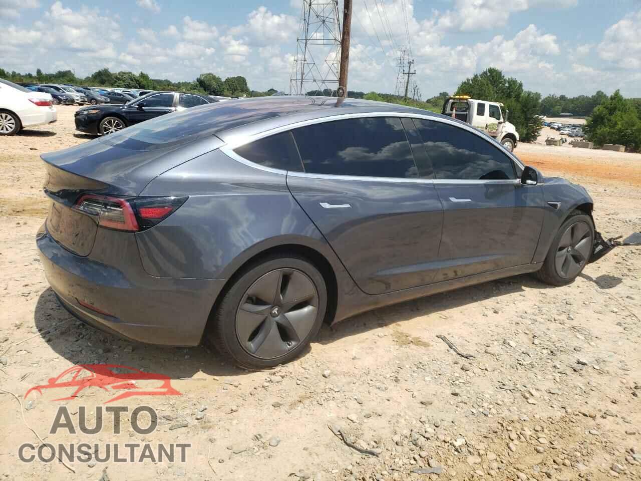 TESLA MODEL 3 2018 - 5YJ3E1EAXJF021236