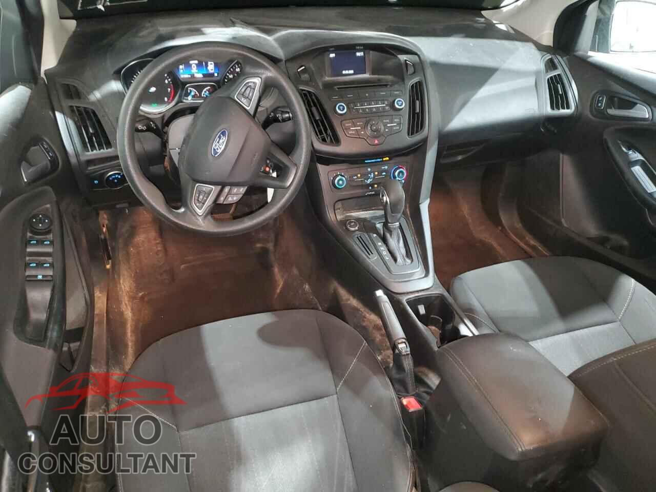 FORD FOCUS 2017 - 1FADP3F29HL203329