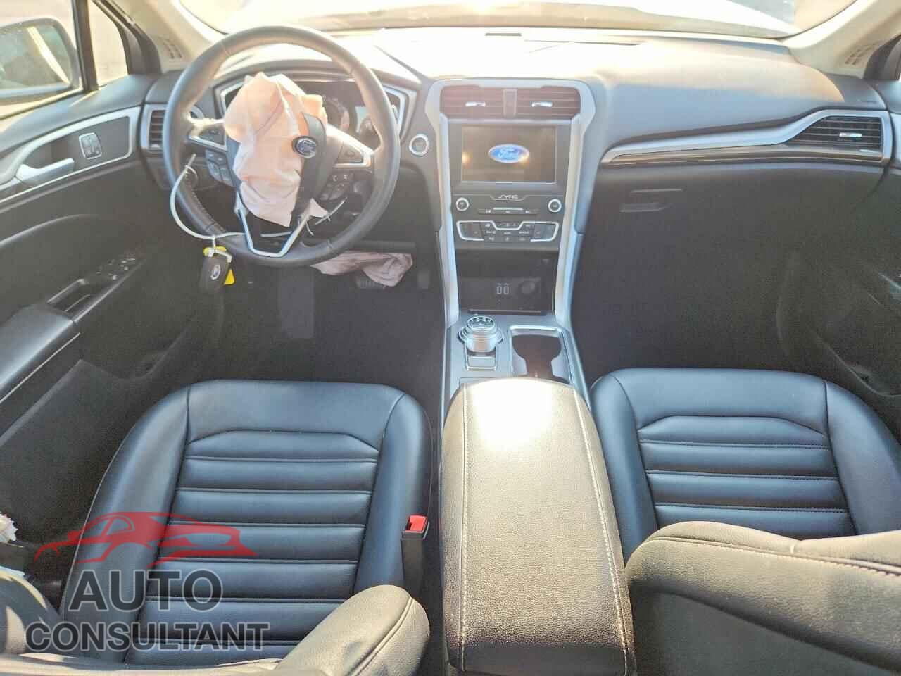 FORD FUSION 2020 - 3FA6P0CD3LR145421