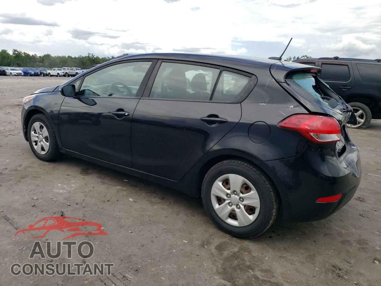KIA FORTE 2017 - KNAFK5A83H5704646