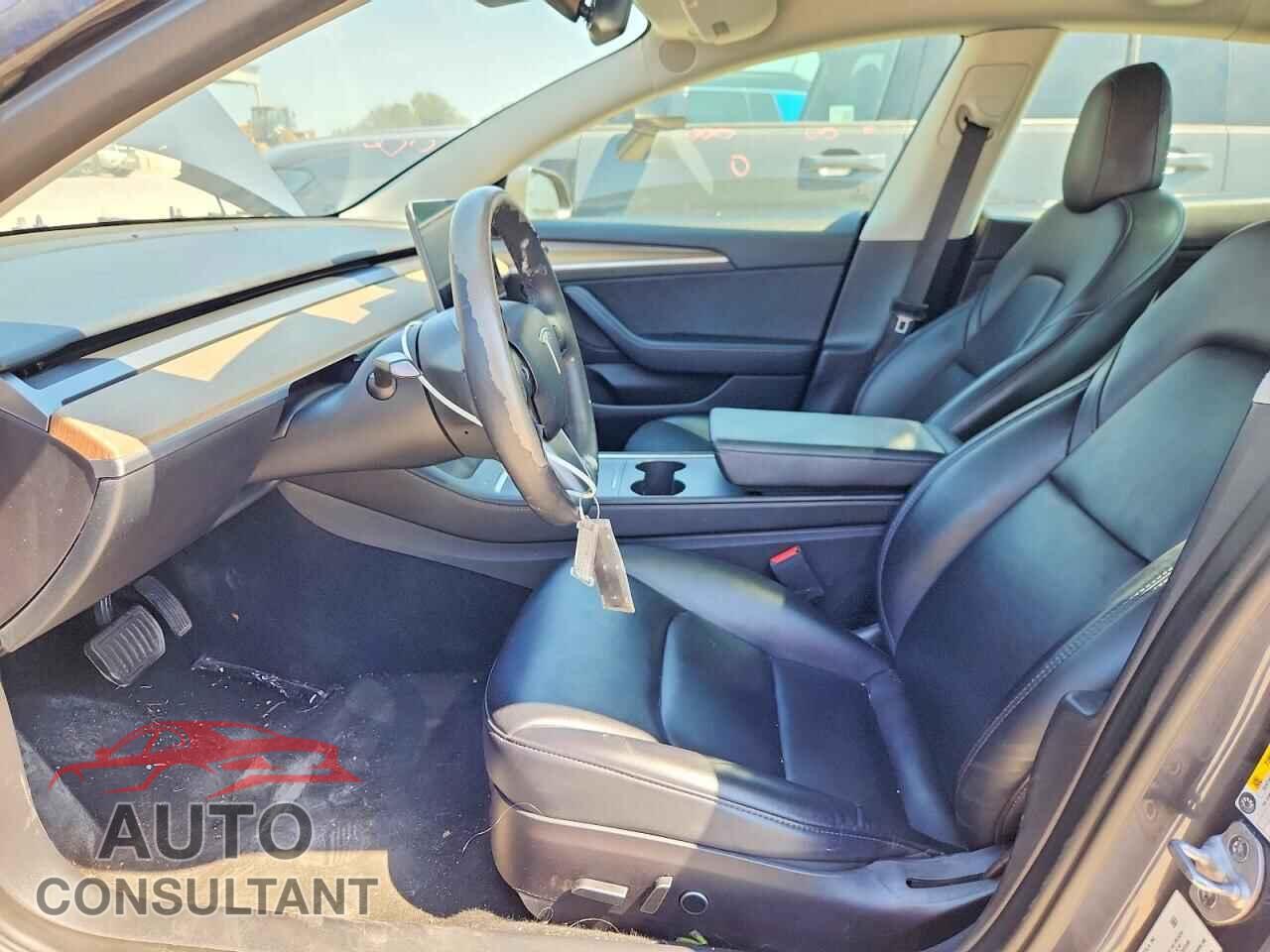 TESLA MODEL 3 2022 - 5YJ3E1EA6NF371811