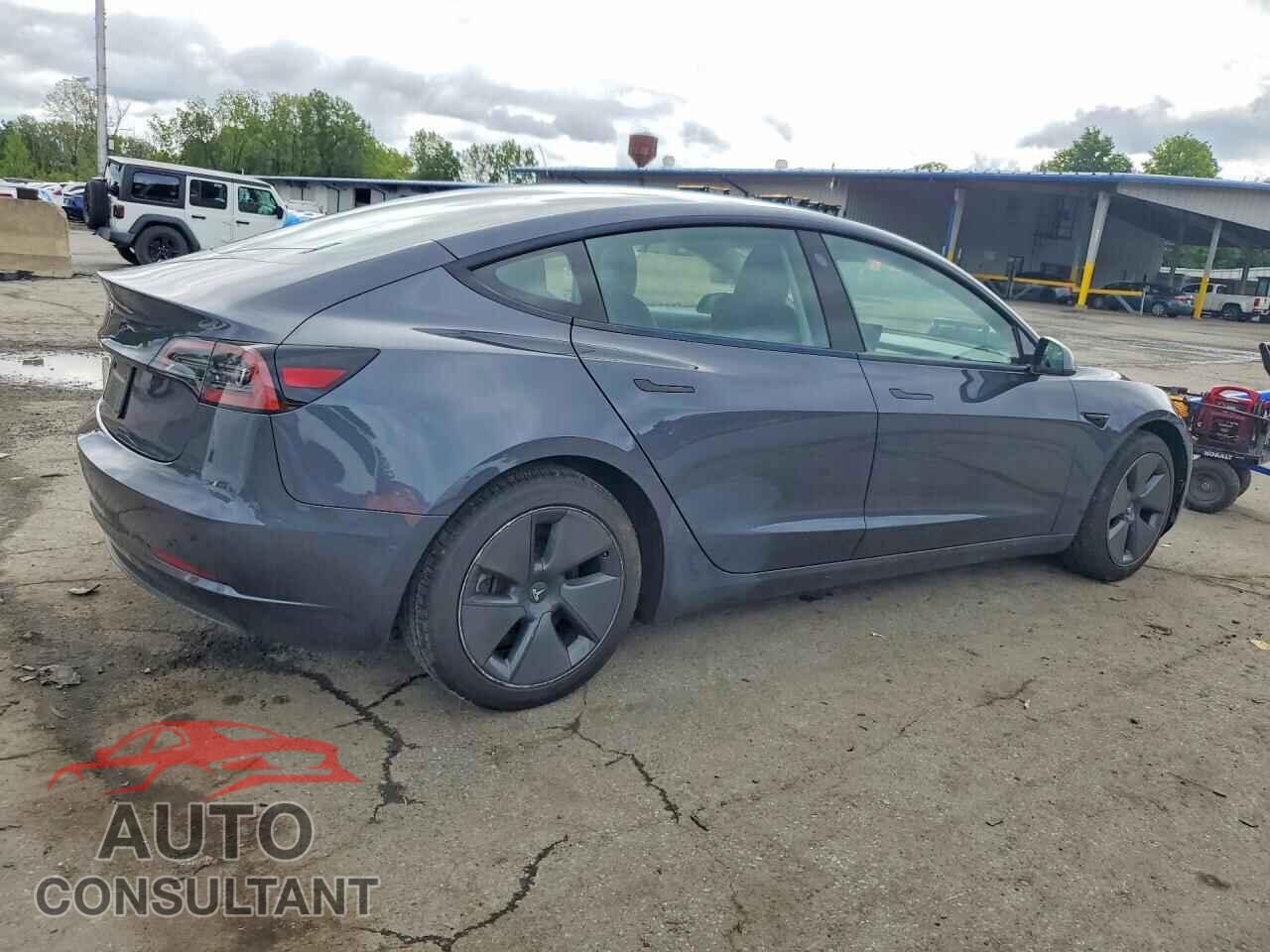 TESLA MODEL 3 2023 - 5YJ3E1EAXPF644199