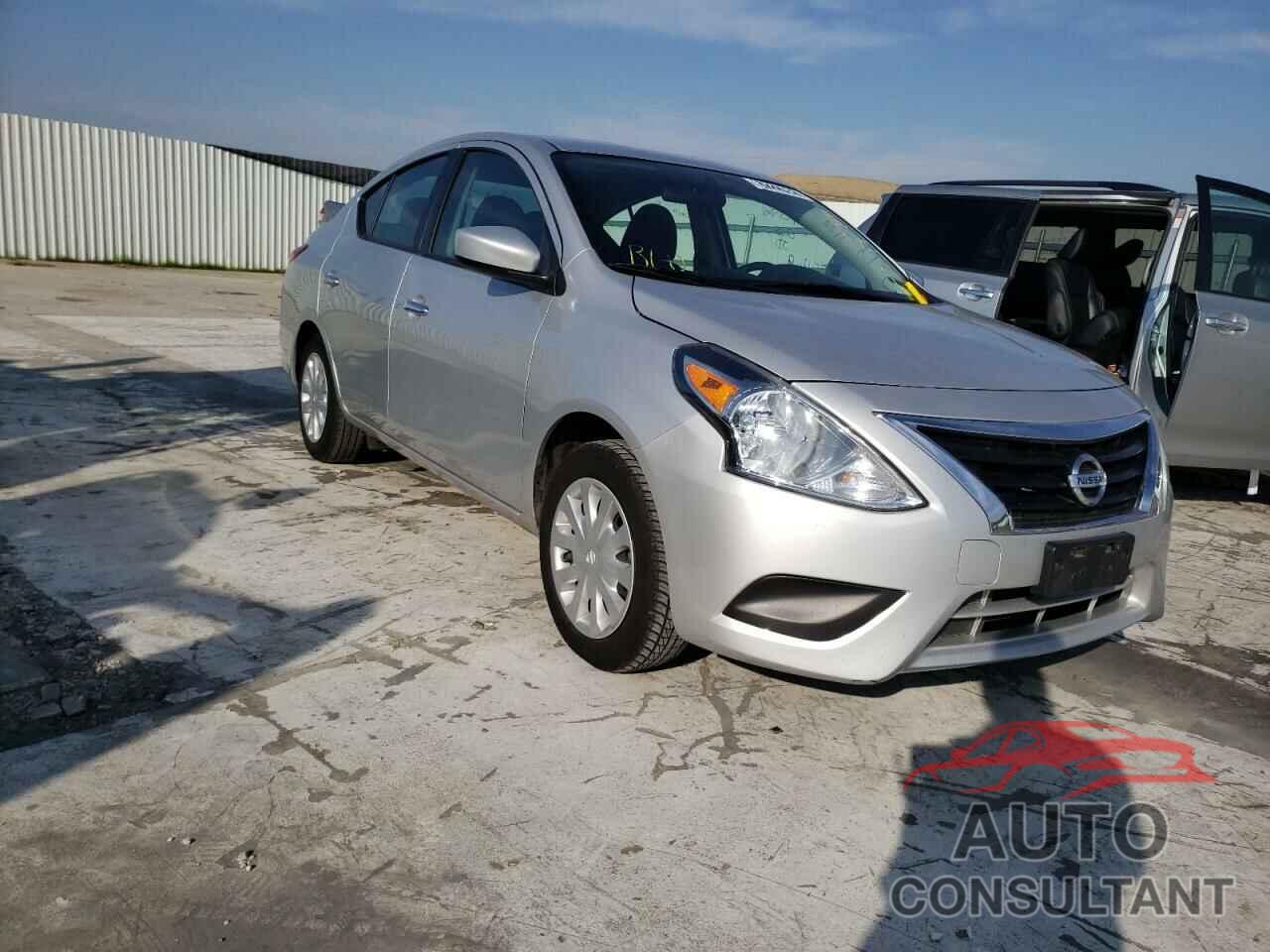 NISSAN VERSA 2019 - 3N1CN7APXKL874416