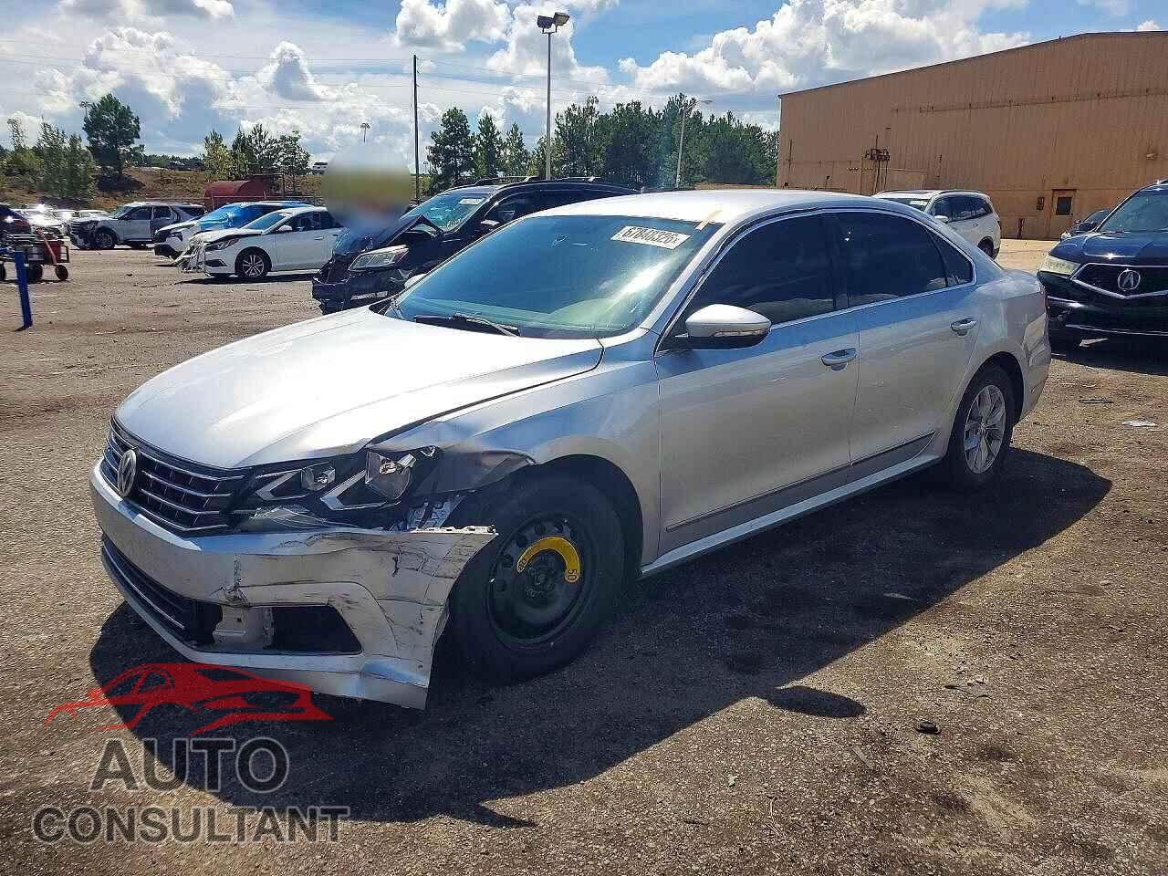 VOLKSWAGEN PASSAT 2017 - 1VWAT7A38HC064355