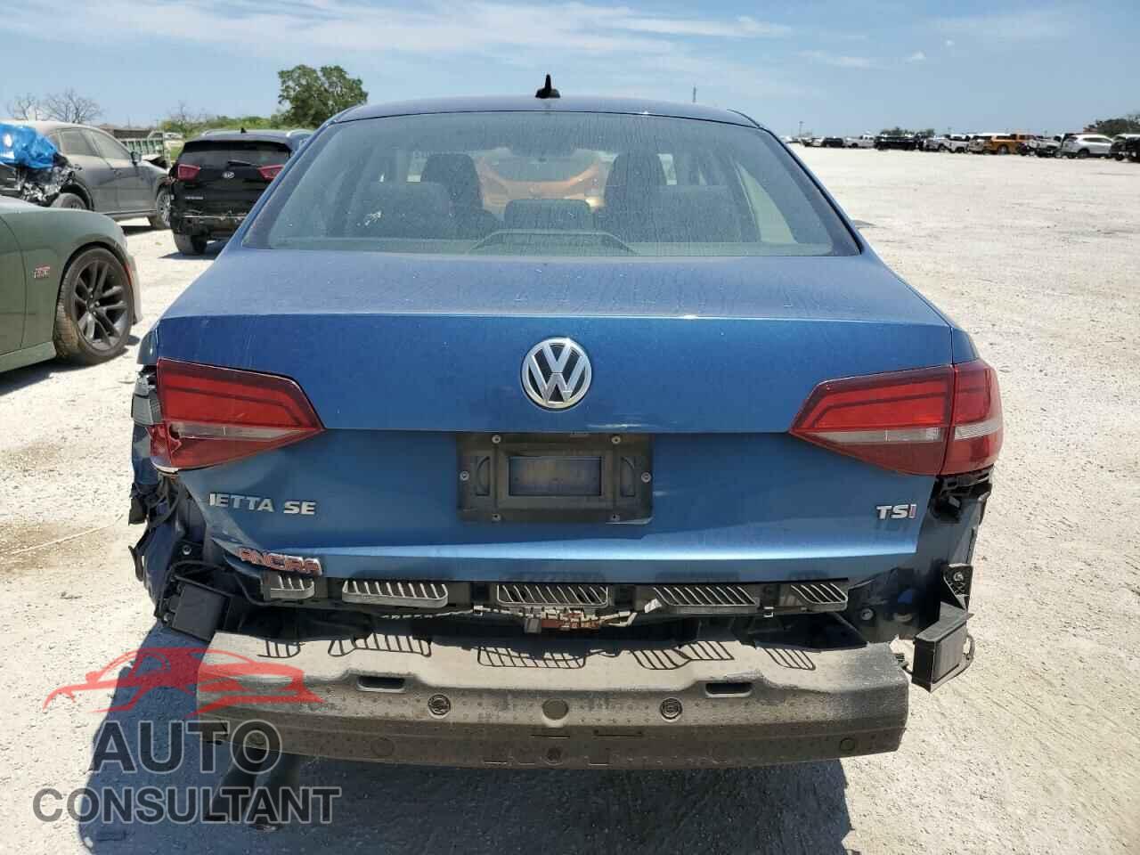 VOLKSWAGEN JETTA 2017 - 3VWDB7AJ4HM334310