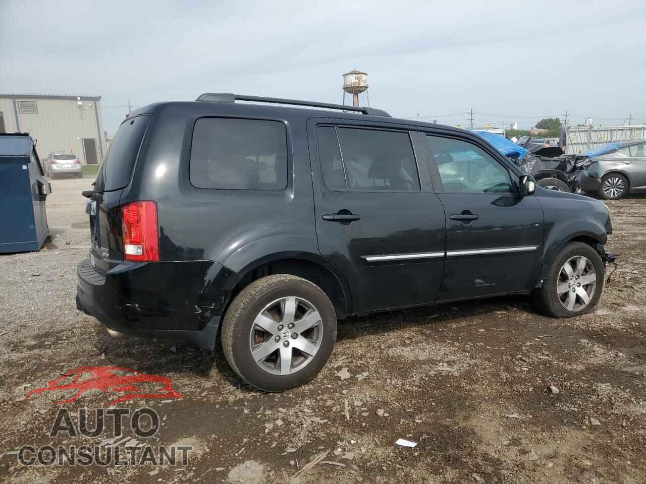 HONDA PILOT 2013 - 5FNYF4H92DB045282