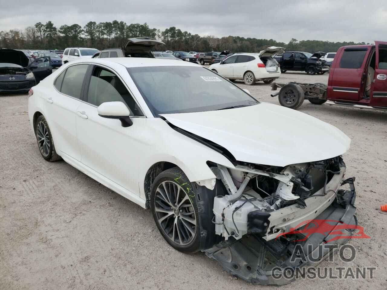 TOYOTA CAMRY 2018 - JTNB11HK4J3025867