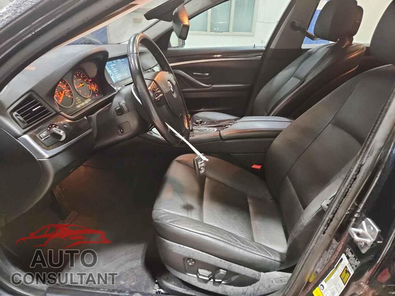 BMW 5 SERIES 2011 - WBAFR1C51BC673438