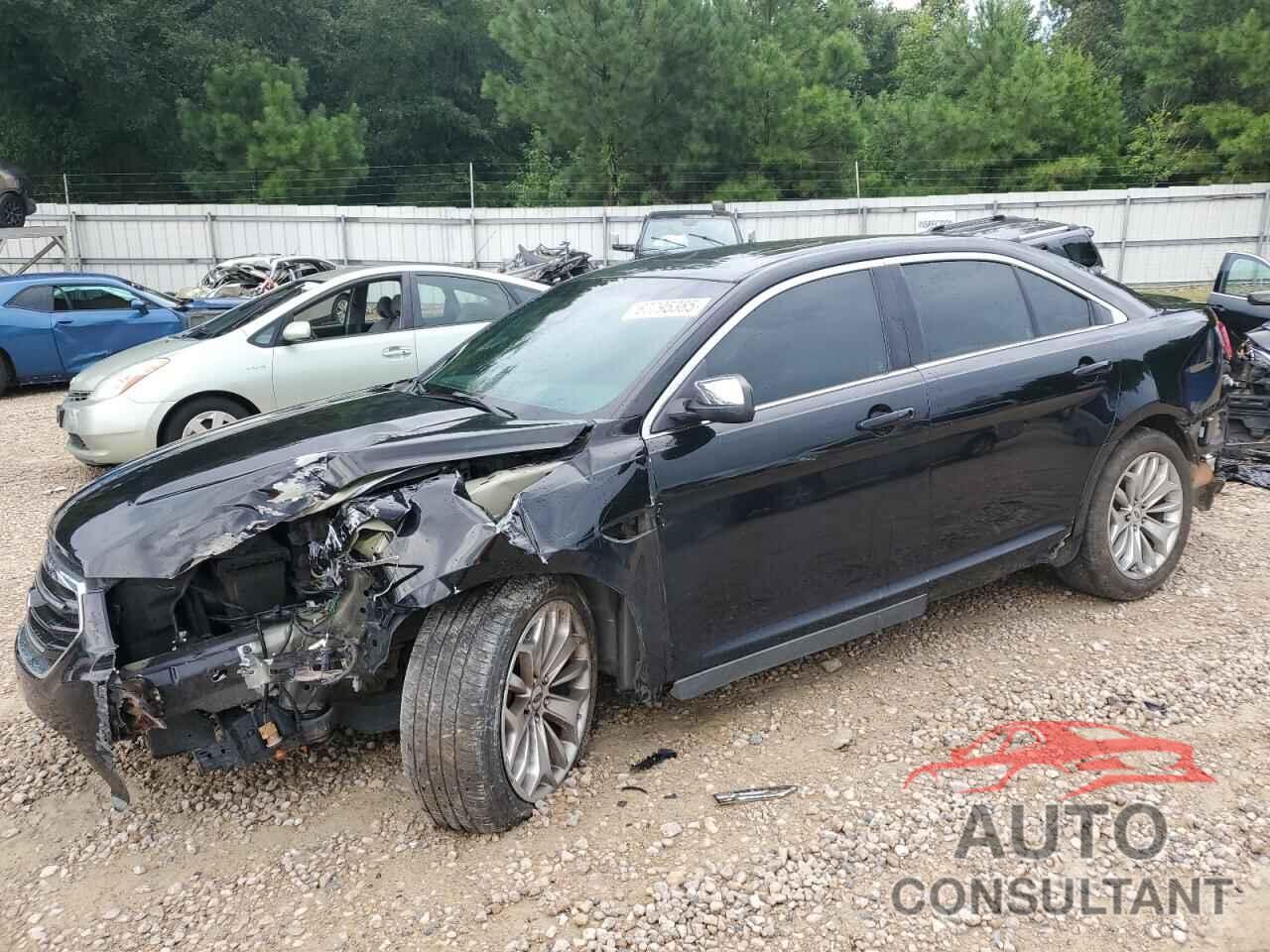 FORD TAURUS 2017 - 1FAHP2F88HG104042