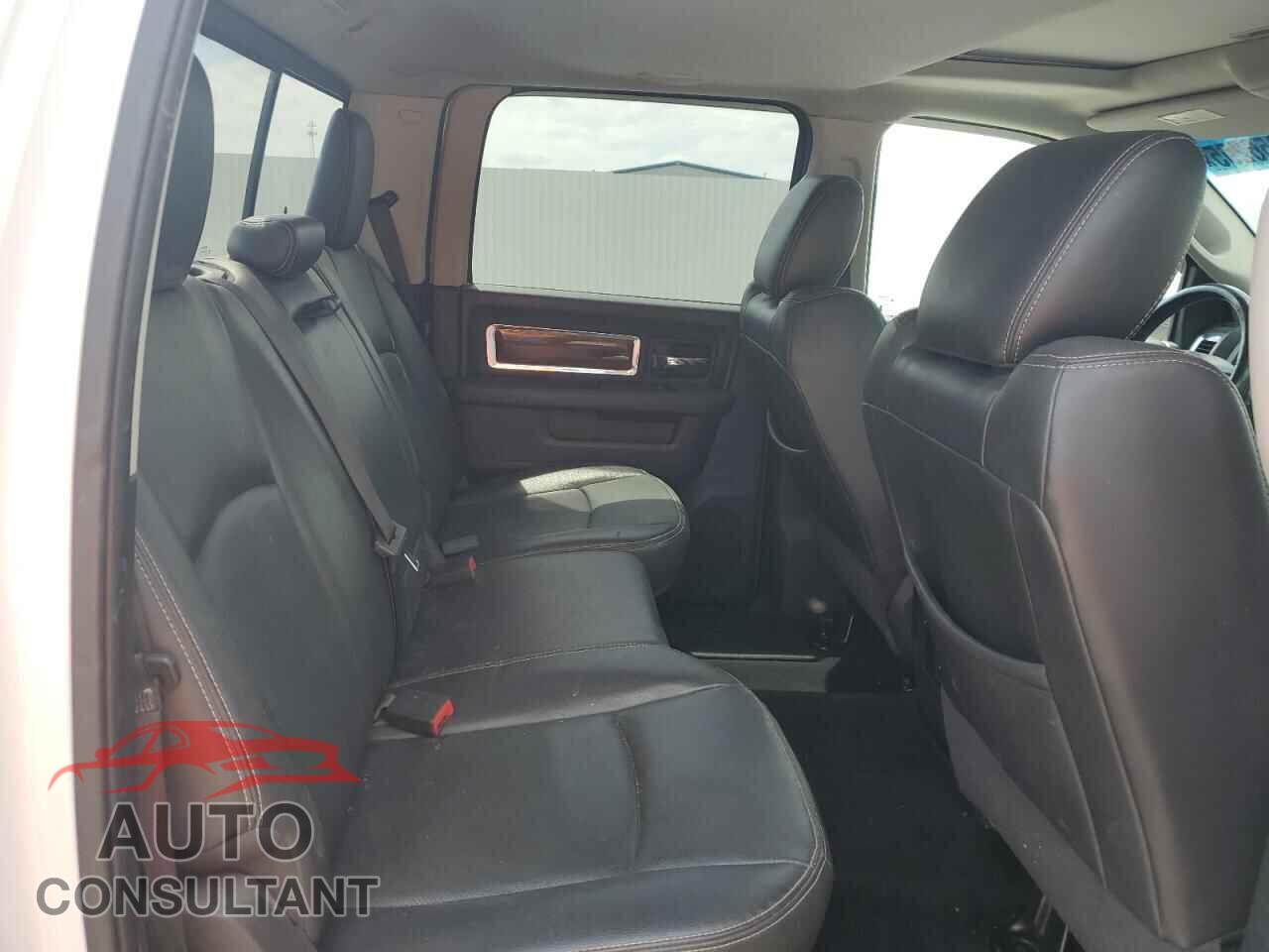 DODGE RAM 1500 2012 - 1C6RD7NT4CS146537