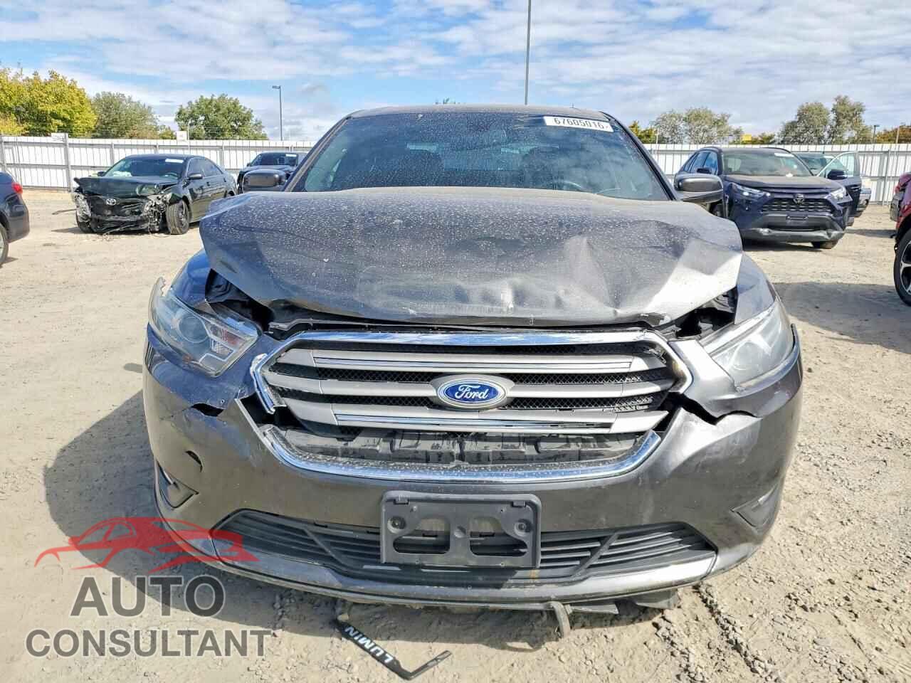 FORD TAURUS 2015 - 1FAHP2E85FG127759