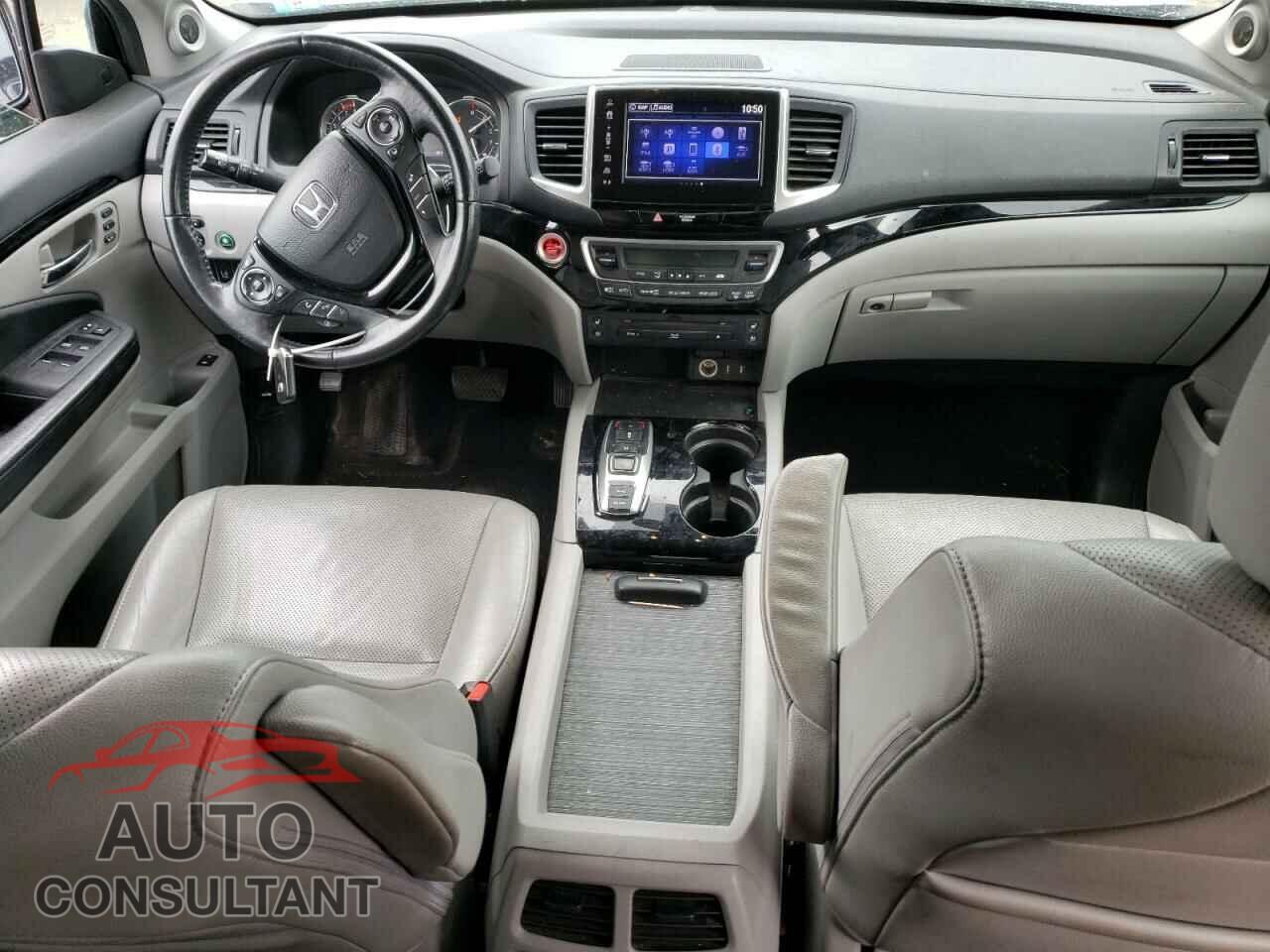 HONDA PILOT 2017 - 5FNYF6H03HB070842
