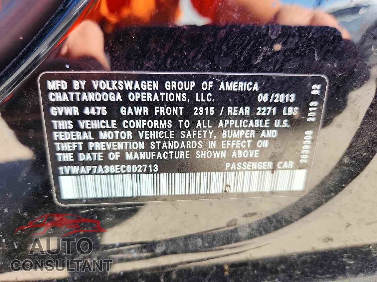 VOLKSWAGEN PASSAT 2014 - 1VWAP7A36EC002713