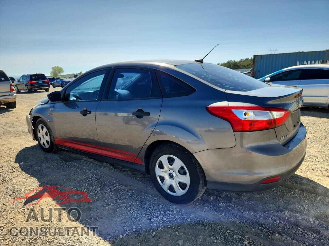 FORD FOCUS 2012 - 1FAHP3E28CL435027