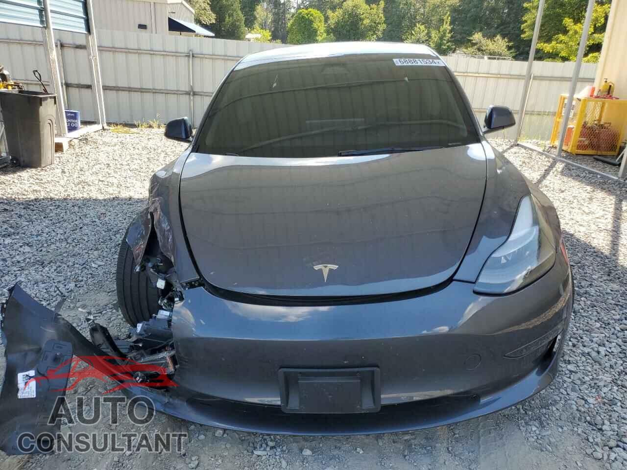 TESLA MODEL 3 2023 - 5YJ3E1EAXPF470795