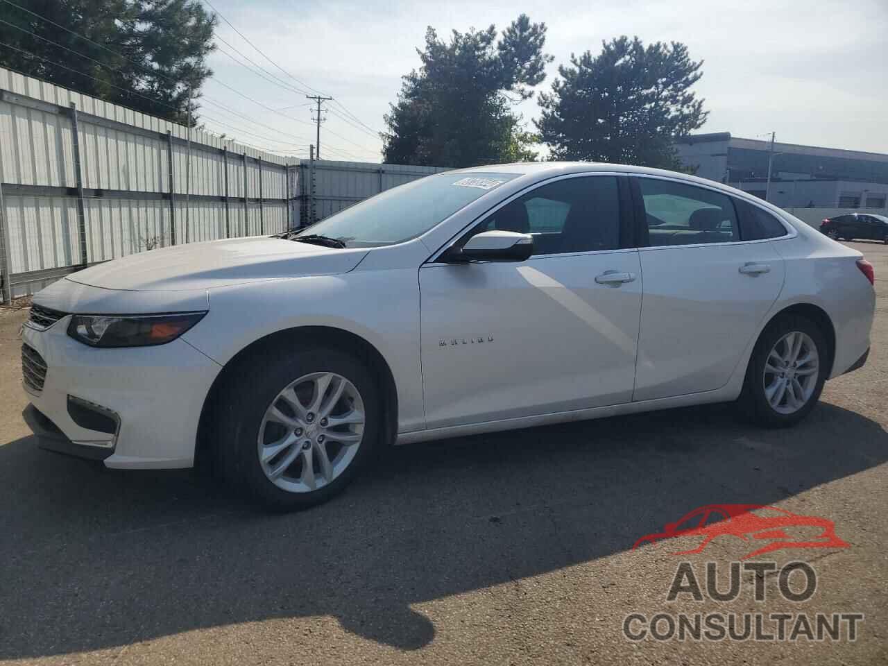 CHEVROLET MALIBU 2017 - 1G1ZE5ST7HF209069