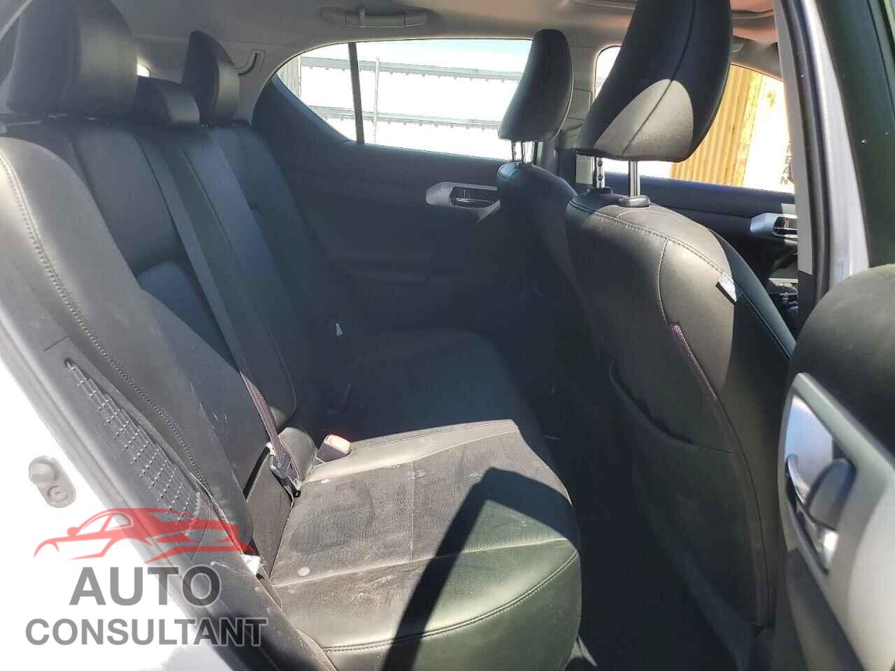 LEXUS CT 200 2013 - JTHKD5BH2D2156031