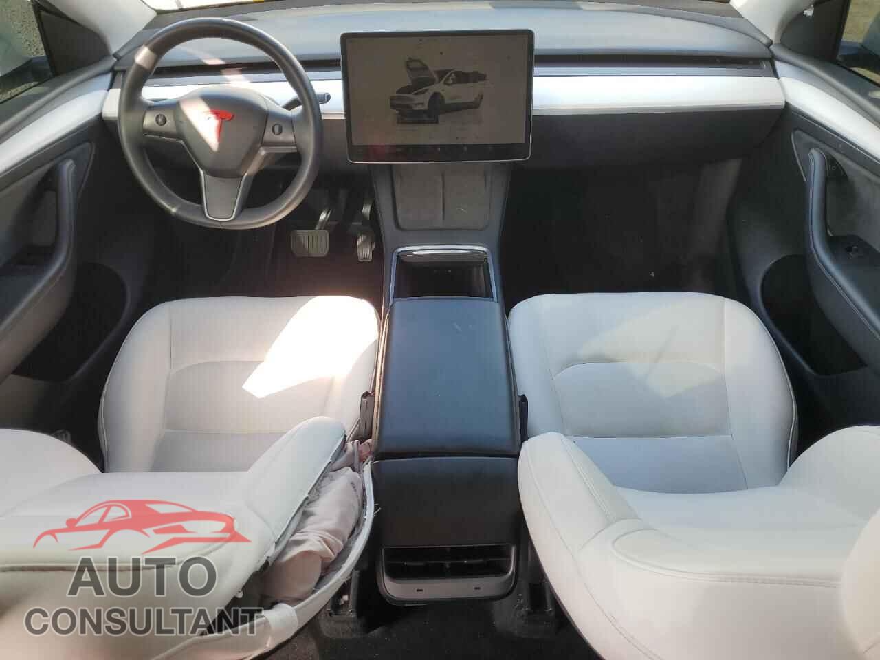 TESLA MODEL Y 2023 - 7SAYGAEE2PF856195