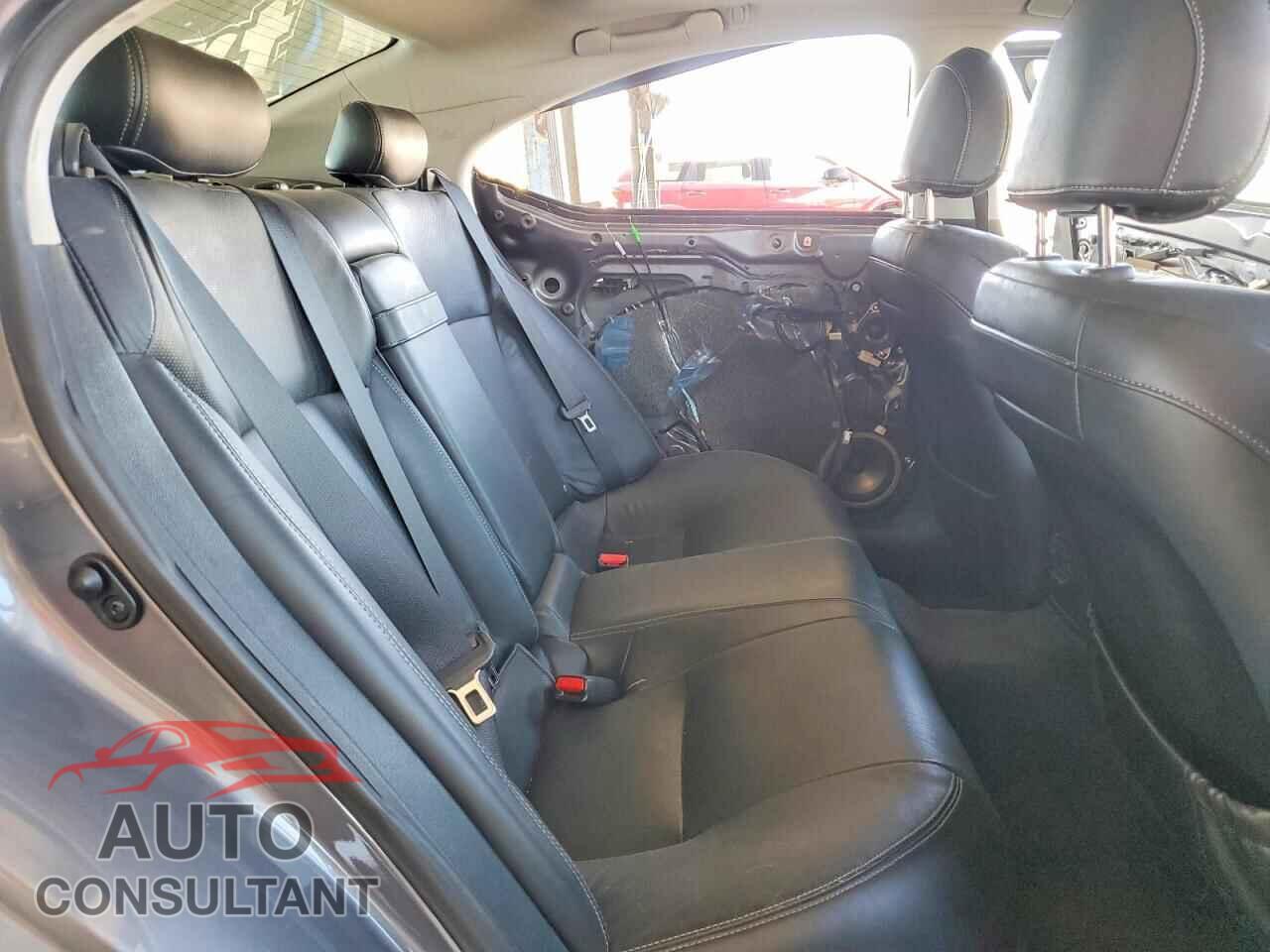 LEXUS IS 2012 - JTHBF5C24C5169459