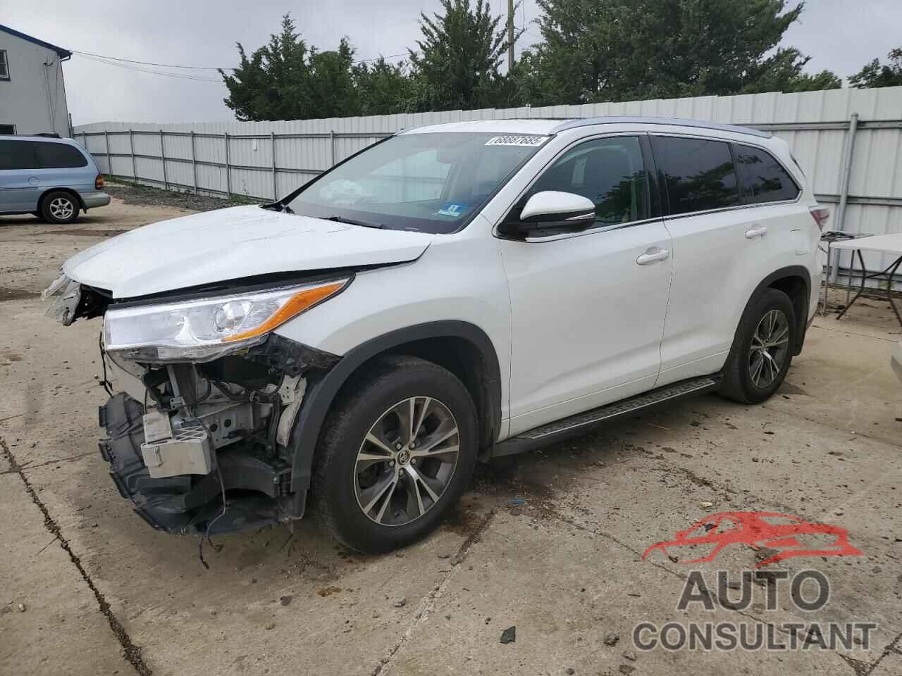 TOYOTA HIGHLANDER 2016 - 5TDJKRFH4GS243883