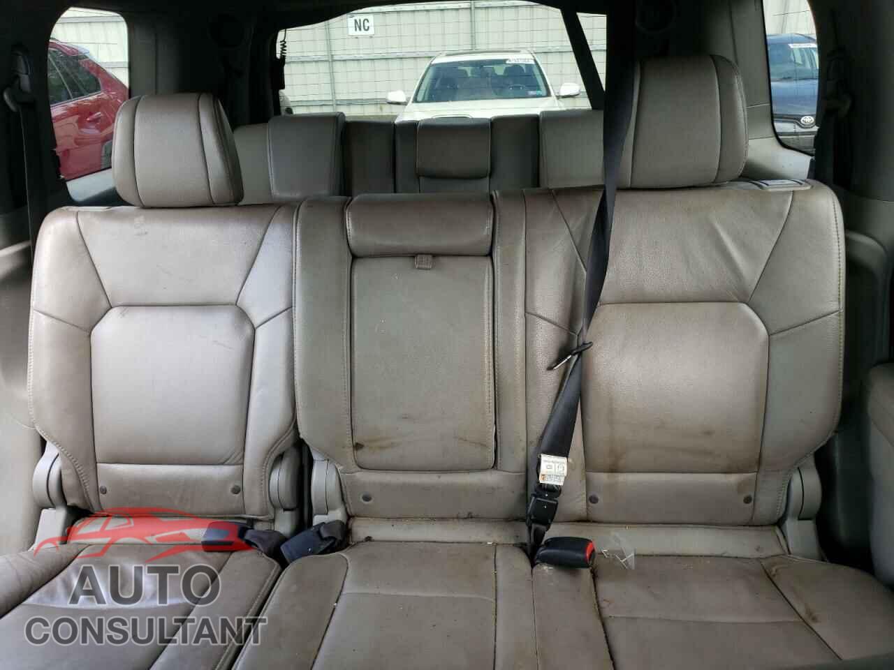 HONDA PILOT 2014 - 5FNYF4H95EB005103