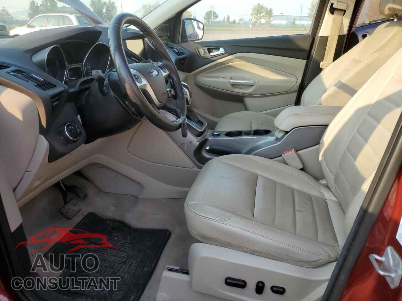 FORD ESCAPE 2014 - 1FMCU9GX8EUA08819