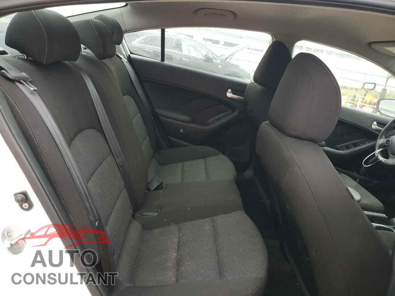 KIA FORTE 2017 - 3KPFK4A70HE101226