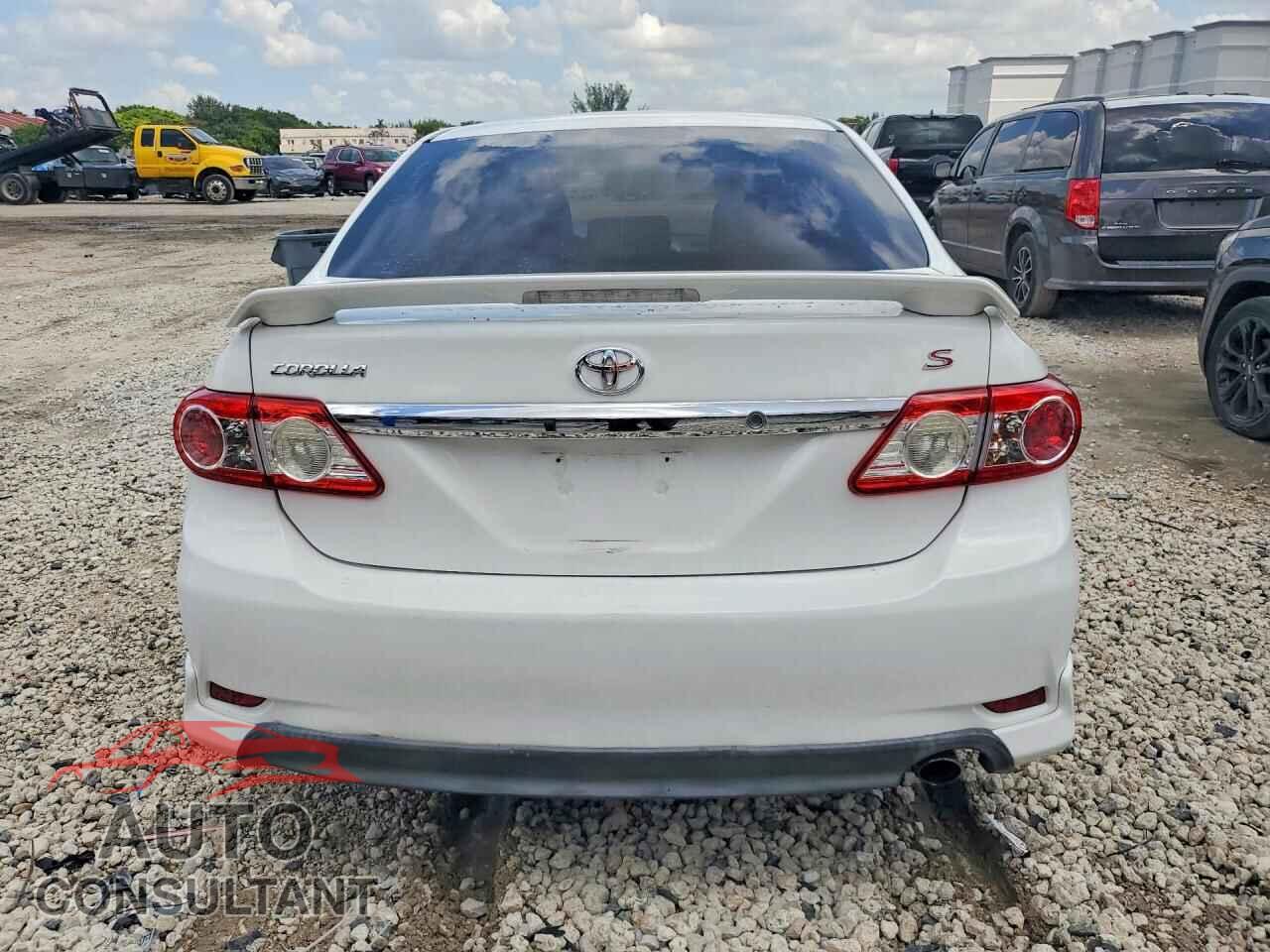 TOYOTA COROLLA 2012 - 5YFBU4EE2CP068108