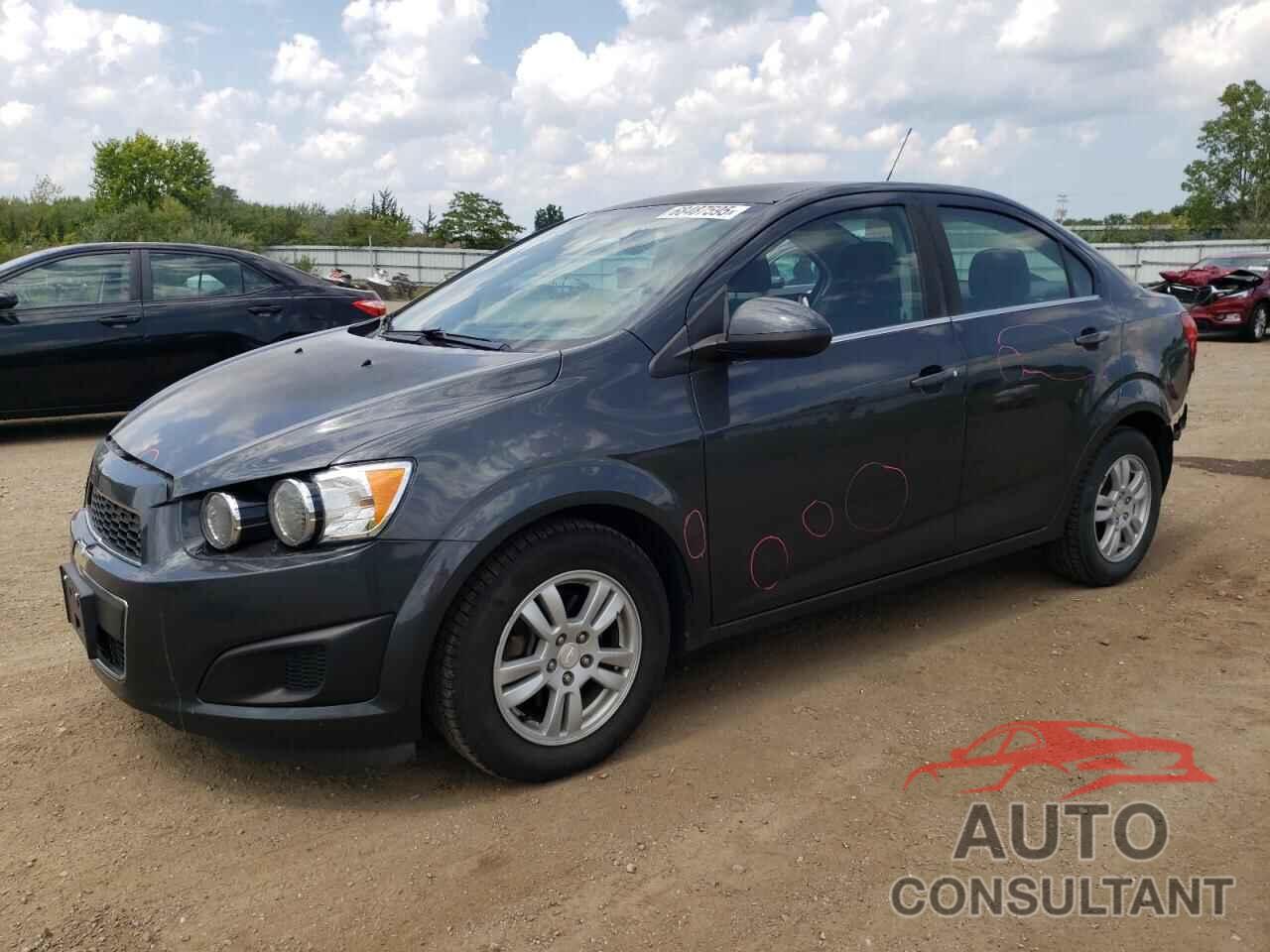 CHEVROLET SONIC 2016 - 1G1JC5SH7G4111667