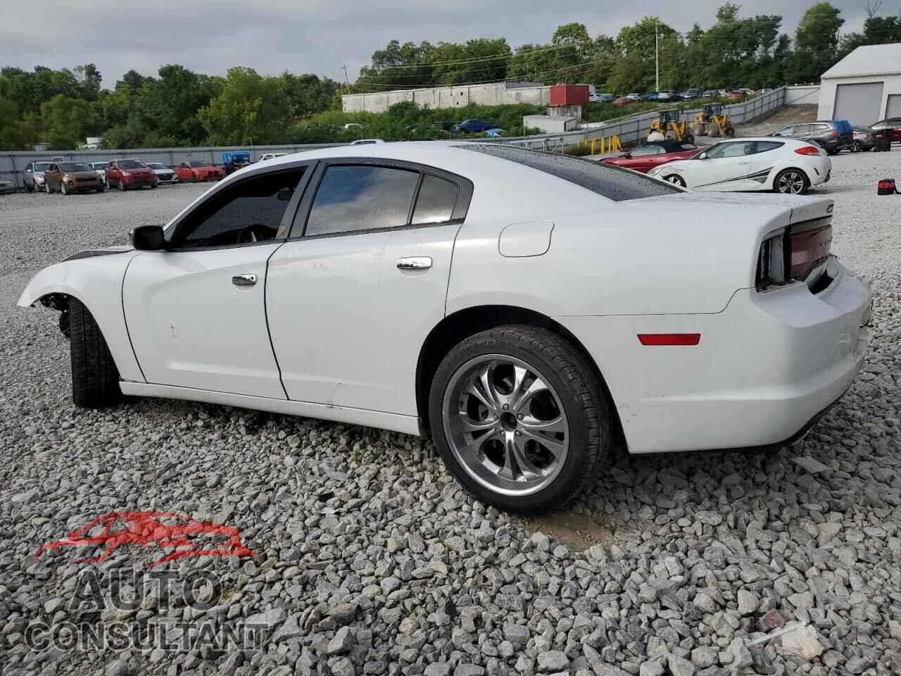 DODGE CHARGER 2013 - 2C3CDXBG2DH637577