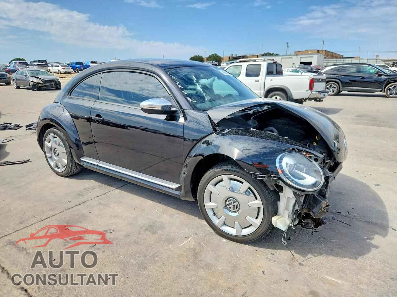 VOLKSWAGEN BEETLE 2013 - 3VWJP7AT4DM653612