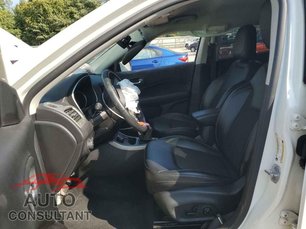 JEEP COMPASS 2019 - 3C4NJDBB1KT734581